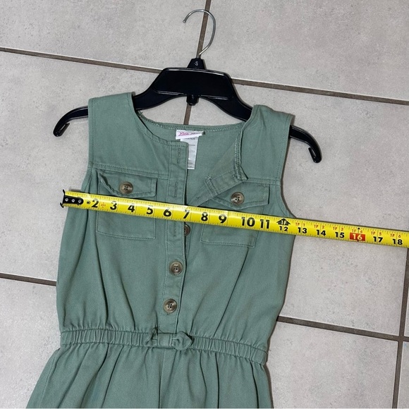 Little Lass Girls Kids Military Green Embroidered Sleeveless Romper size 8. - Picture 7 of 7